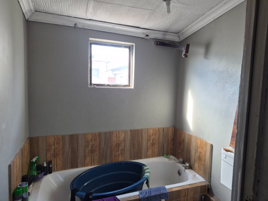 2 Bedroom Property for Sale in Motherwell Eastern Cape